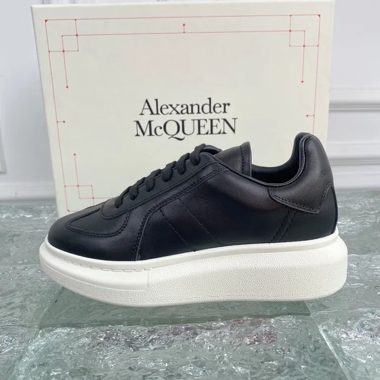 Alexander McQueen Shoe 